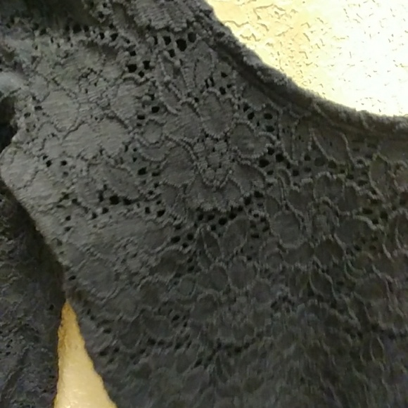 Top - Picture 3 of 4